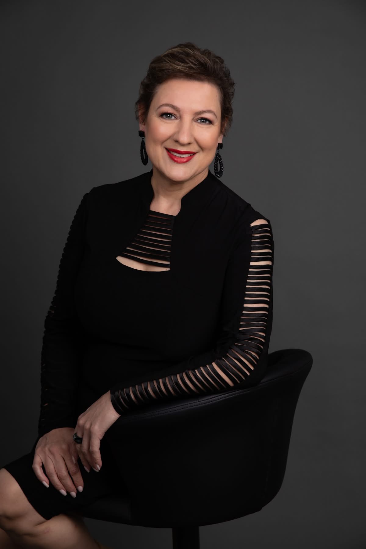 Karen Head Shot
